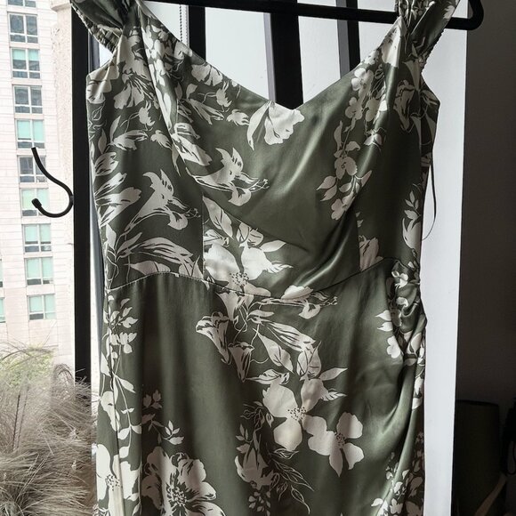 Reformation midi silk dress - sage green and white floral - size 4 - Picture 5 of 7